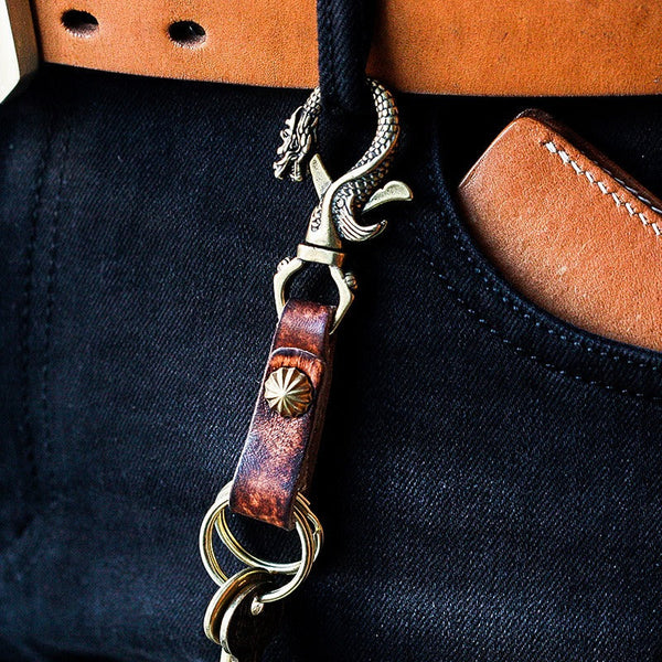 Brown Handmade Chinese Dragon Leather Brass Keyring Moto KeyChain Leather Keyring Moto Cross Key Holders Key Chain for Men