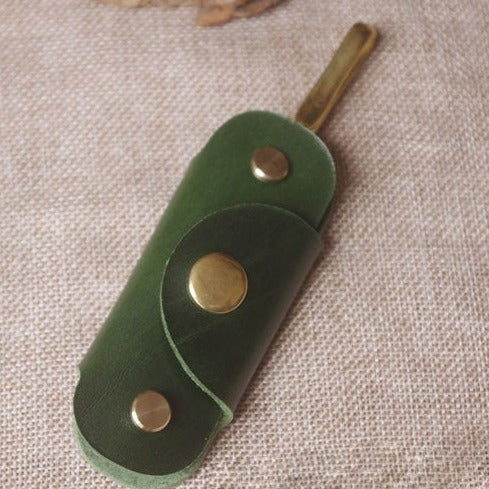 Green Handmade Mens Leather Keyholders With Belt Hook Cool KeyChains Key Holders KeyRing for Men