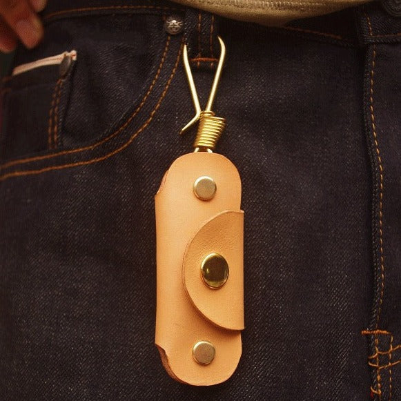 Beige Handmade Mens Leather Keyholders With Hook Cool KeyChains Key Holders KeyRing for Men