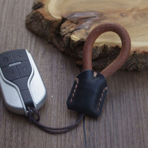 Leather Keychain Moto KeyChains Key Holders Handmade Leather Key Chains Key Ring for Men