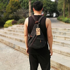 Sling Bag for Big Man - Zipper Detail