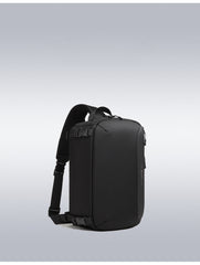 Sling Bag for Big Man - Zipper Detail
