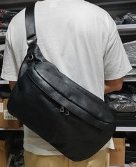 Black Sling Bag for Big Man - Zipper Detail