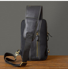 Large leather sling bag - D-ring attachment for left-right strap switching