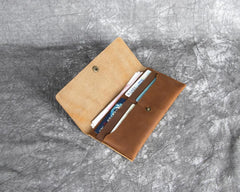 bifold wallet with flap