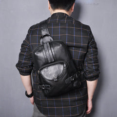 Sling Bag for Big Man - Zipper Detail