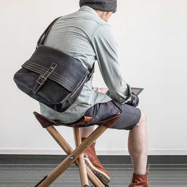Genuine Leather Mens Cool Messenger Bag iPad Bag Chest Bag Bike Bag Cycling Bag for men - iChainWallets
