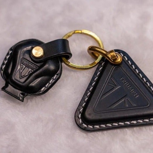 Cool T100/T120/Bobber Triumph Motorcycle Key Covers Holders Handmade Key Cases Keychain Keyring For T100 Triumph