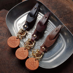 Cool Brown Leather Keyrings Moto KeyChains Handmade Leather Brass Keyring Key Holder Key Chains Key Rings for Men