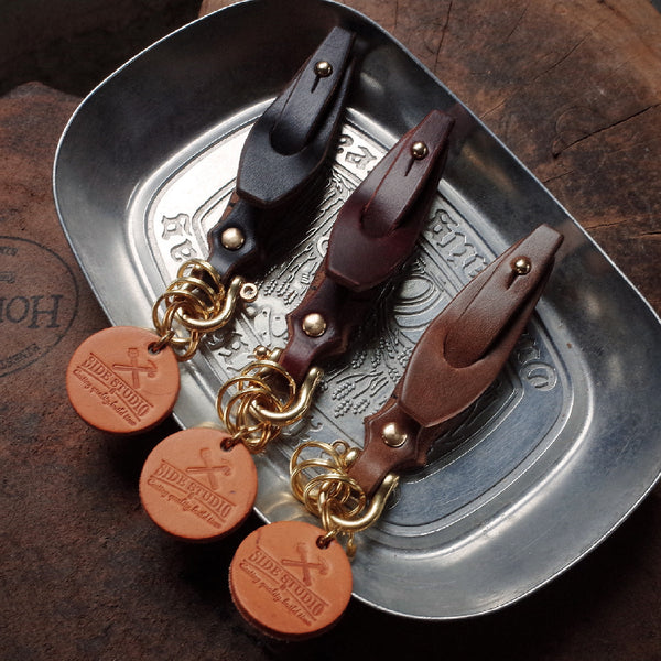 Cool Leather Keyrings Moto KeyChains Handmade Leather Brass Keyring Key Holder Key Chains Key Rings for Men