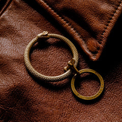 Cool Ouroboros Brass Keyring Moto KeyChains Ouroboros Keyring Moto Key Holders Key Chain Key Ring for Men
