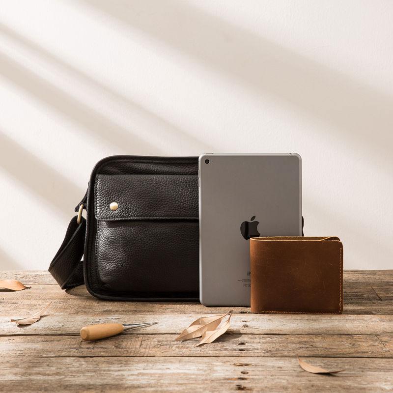 Cool Leather Black Mens Messenger Bag Vintage Shoulder Bag  for Men