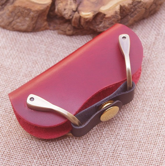 cool keychain holders​ Handmade Red Leather Key Holders Leather Keychain Moto Key Chain Key Ring for Men 