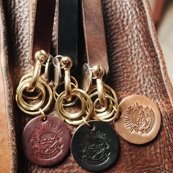 Leather Keyrings Moto KeyChains Handmade Leather Brass Keyring Key Holders Key Chain Key Ring for Men