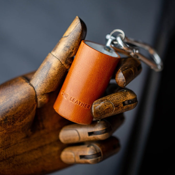 ニ*ル様 WACKOMARIA LEATHER PORTABLE ASHTRAY WACKO MARIA (ワコマリア) EMBOSSED LETAHER PORTABLE ASHTRAY