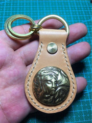 Moto Leather&Brass Keyrings Biker KeyChain Flower Leather Keyring Beige Moto Key Holders Key Chain Key Ring for Men