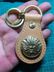 Moto Leather&Brass Keyrings Biker KeyChain Flower Leather Keyring Beige Moto Key Holders Key Chain Key Ring for Men
