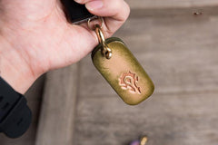 Handmade Leather Mens World of Warcraft Cool Keychain KeyCharm Keyring Pendant for Men